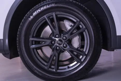 AUDI Q5 2.0 16V 4P TFSI SPORTBACK S-LINE BLACK S-TRONIC QUATTRO AUTOMÁTICO, Foto 5 AUDI Q5 2.0 16V 4P TFSI SPORTBACK S-LINE BLACK S-TRONIC QUATTRO AUTOMÁTICO, Foto 5