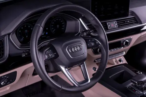 AUDI Q5 2.0 16V 4P TFSI SPORTBACK S-LINE BLACK S-TRONIC QUATTRO AUTOMÁTICO, Foto 6 AUDI Q5 2.0 16V 4P TFSI SPORTBACK S-LINE BLACK S-TRONIC QUATTRO AUTOMÁTICO, Foto 6