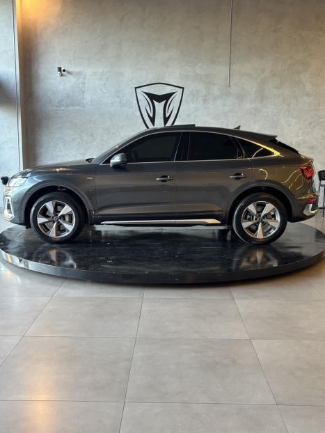AUDI Q5 2.0 16V 4P TFSI SPORTBACK S-LINE S-TRONIC QUATTRO AUTOM�TICO, Foto 3