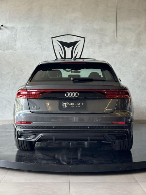 AUDI Q8 3.0 V6 24V 4P TFSI PERFORMANCE BLACK QUATTRO AUTOM�TICO TIPTRONIC, Foto 4