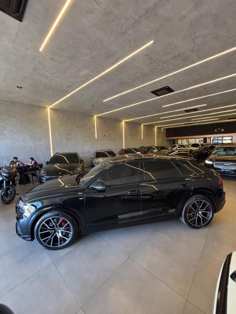 AUDI Q8 3.0 V6 24V 4P TFSI PERFORMANCE BLACK QUATTRO AUTOM�TICO TIPTRONIC, Foto 3