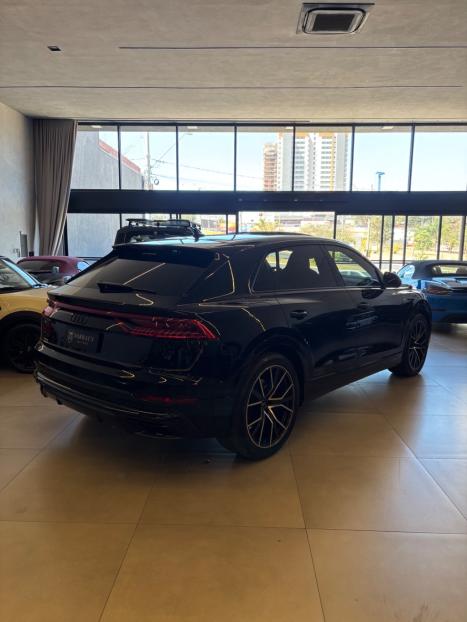 AUDI Q8 3.0 V6 24V 4P TFSI PERFORMANCE BLACK QUATTRO AUTOM�TICO TIPTRONIC, Foto 4
