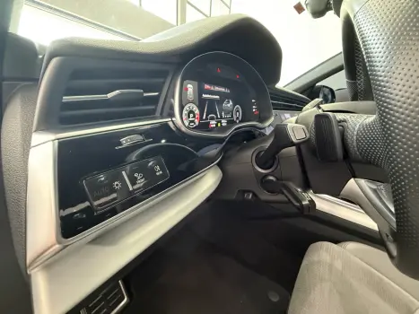 AUDI Q8 3.0 V6 24V 4P TFSI PERFORMANCE BLACK QUATTRO AUTOM�TICO TIPTRONIC, Foto 7