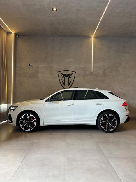 AUDI RS Q8 4.0 V8 32V 4P TWINTURBO MHEV AUTOM�TICO QUATTRO TIPTRONIC, Foto 4