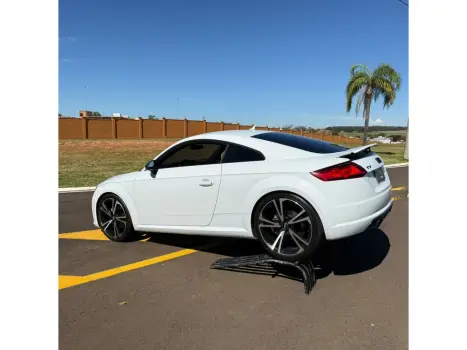 AUDI TT 2.0 TFSI COUP� AMBITION S-TRONIC AUTOM�TICO, Foto 4