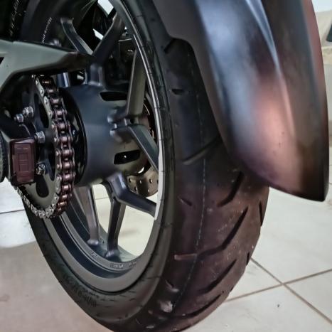 BAJAJ Dominar 200 , Foto 11