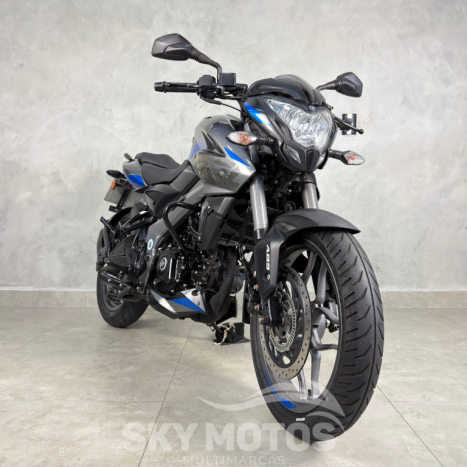 BAJAJ Dominar 200 , Foto 3