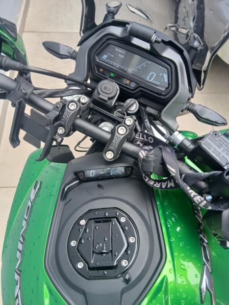 BAJAJ Dominar 400 , Foto 3