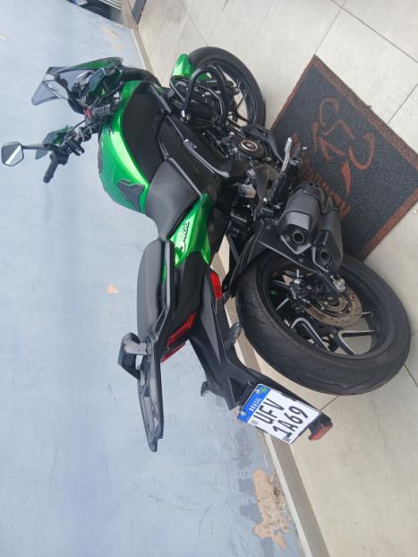 BAJAJ Dominar 400 , Foto 8