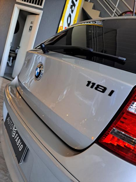 BMW 118i 2.0 16V 4P HATCH AUTOM�TICO, Foto 2