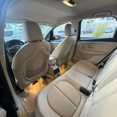 BMW 220I 2.0 16V 4P ACTIVEFLEX CAT GP TURBO AUTOMÁTICO, Foto 10 BMW 220I 2.0 16V 4P ACTIVEFLEX CAT GP TURBO AUTOMÁTICO, Foto 10