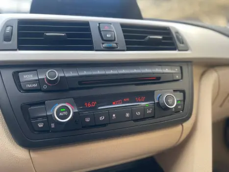 BMW 320I 2.0 16V 4P GP TURBO ACTIVE FLEX AUTOM�TICO, Foto 14