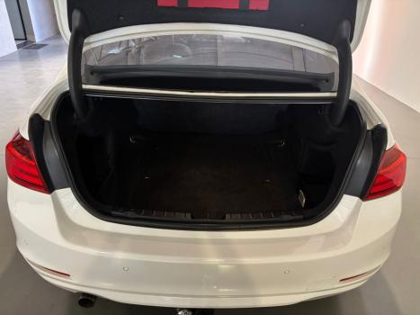 BMW 320I 2.0 16V 4P GP TURBO ACTIVE FLEX AUTOM�TICO, Foto 4