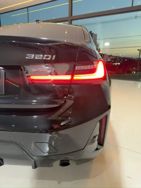 BMW 320I 2.0 16V 4P M SPORT GP TURBO ACTIVE FLEX AUTOM�TICO, Foto 11