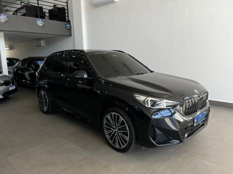 BMW IX1 EL�TRICO 4P XDRIVE30 M SPORT, Foto 4