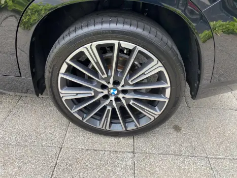 BMW X1 2.0 16V 4P FLEX SDRIVE20I M SPORT 25 ANOS TURBO AUTOMÁTICO, Foto 18 BMW X1 2.0 16V 4P FLEX SDRIVE20I M SPORT 25 ANOS TURBO AUTOMÁTICO, Foto 18