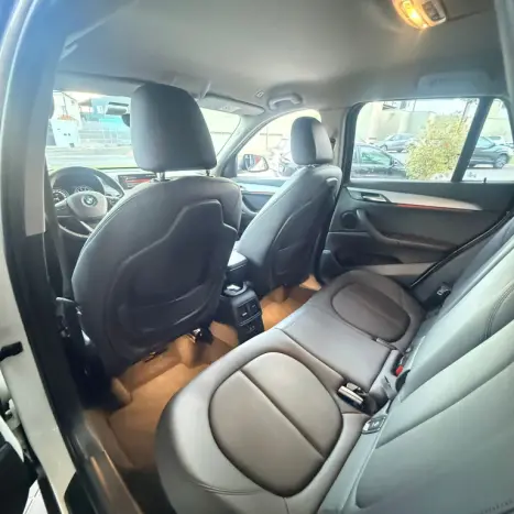 BMW X1 2.0 16V 4P S DRIVE 20I AUTOMTICO, Foto 10