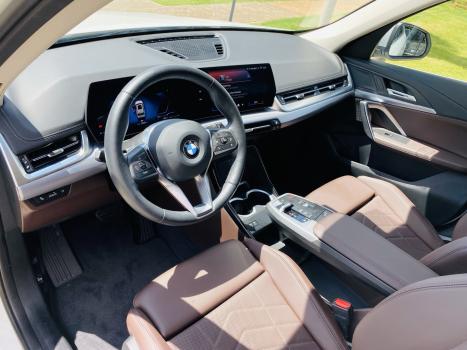 BMW X1 2.0 16V 4P S DRIVE 20I X-LINE TURBO AUTOM�TICO, Foto 13