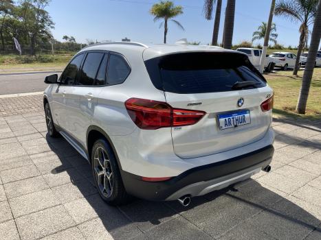 BMW X1 2.0 16V 4P S DRIVE 20I X-LINE AUTOM�TICO, Foto 9