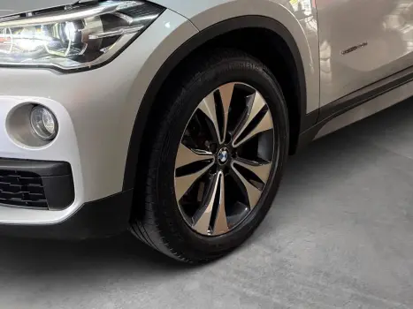 BMW X1 2.0 16V 4P SDRIVE 20I ACTIVEFLEX TURBO AUTOMÁTICO, Foto 6 BMW X1 2.0 16V 4P SDRIVE 20I ACTIVEFLEX TURBO AUTOMÁTICO, Foto 6