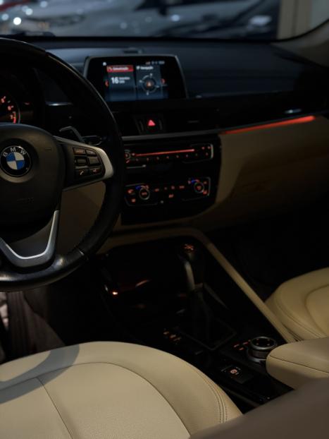 BMW X1 2.0 16V 4P SDRIVE 20I ACTIVEFLEX TURBO AUTOMÁTICO, Foto 17