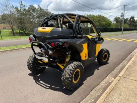 BRP CAN-AM Maverick X2 1000 R , Foto 4