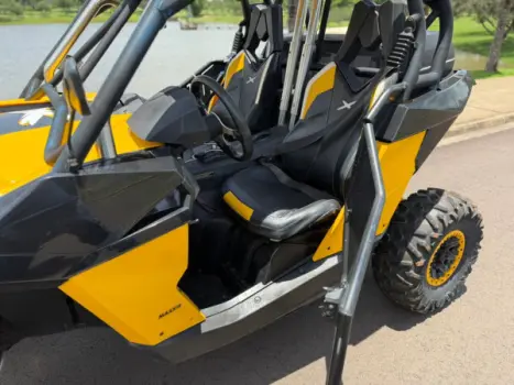 BRP CAN-AM Maverick X2 1000 R , Foto 9