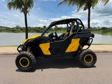 BRP CAN-AM Maverick X2 1000 R , Foto 10