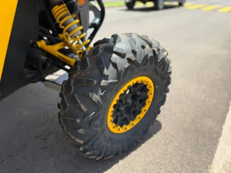 BRP CAN-AM Maverick X2 1000 R , Foto 11