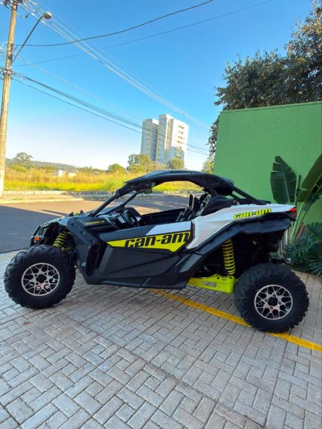 BRP CAN-AM Maverick X3 SSV 1000 Turbo , Foto 8