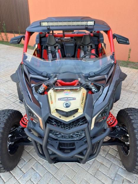 BRP CAN-AM Maverick XDS 1000 , Foto 6