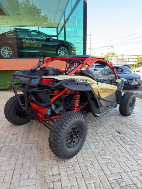 BRP CAN-AM Maverick XDS 1000 , Foto 10