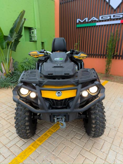 BRP CAN-AM Outlander 800R, Foto 3