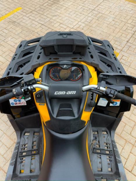 BRP CAN-AM Outlander 800R, Foto 7