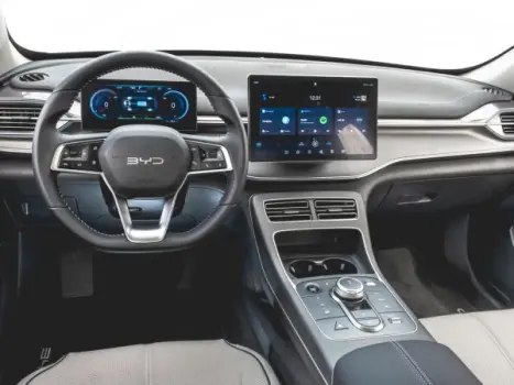BYD King 1.5 16V 4P GS DM-I PHEV AUTOMTICO, Foto 2