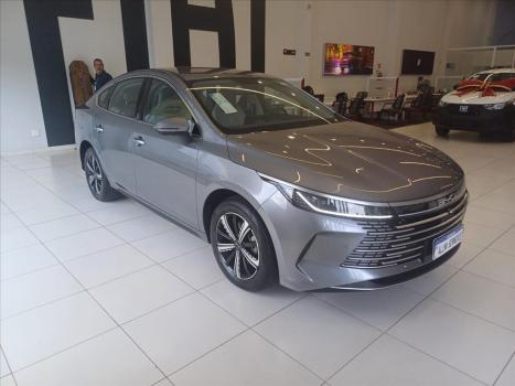 BYD King 1.5 16V 4P GS DM-I PHEV AUTOMTICO, Foto 4