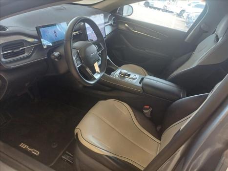 BYD King 1.5 16V 4P GS DM-I PHEV AUTOMTICO, Foto 9