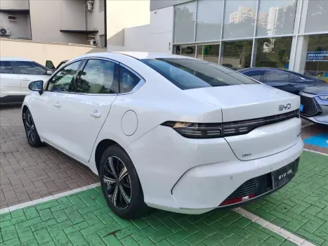 BYD King 1.5 16V 4P GL DM-I PHEV AUTOM�TICO, Foto 8