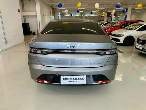 BYD King 1.5 16V 4P GS DM-I PHEV AUTOM�TICO, Foto 10