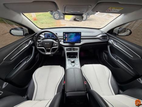 BYD King 1.5 16V 4P GS DM-I PHEV AUTOM�TICO, Foto 9