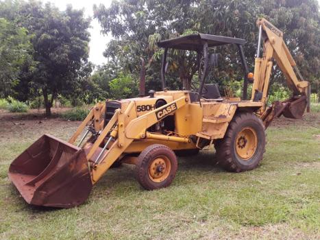 CASE 580 H, Foto 2 CASE 580 H, Foto 2