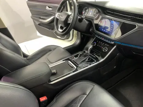 CHERY Arrizo 6 1.5 16V 4P FLEX GSX TURBOAUTOMÁTICO CVT, Foto 19 CHERY Arrizo 6 1.5 16V 4P FLEX GSX TURBOAUTOMÁTICO CVT, Foto 19