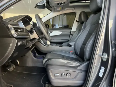 CHERY Tiggo 7 Pro 1.6 16V 4P TGDI DCT MAX DRIVE TURBO AUTOMÁTICO, Foto 9 CHERY Tiggo 7 Pro 1.6 16V 4P TGDI DCT MAX DRIVE TURBO AUTOMÁTICO, Foto 9