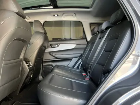 CHERY Tiggo 7 Pro 1.6 16V 4P TGDI DCT MAX DRIVE TURBO AUTOMÁTICO, Foto 14 CHERY Tiggo 7 Pro 1.6 16V 4P TGDI DCT MAX DRIVE TURBO AUTOMÁTICO, Foto 14