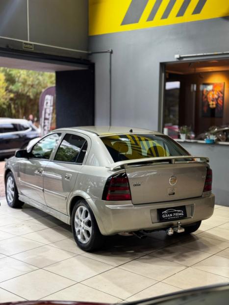 CHEVROLET Astra Hatch 2.0 4P ADVANTAGE  FLEX, Foto 4 CHEVROLET Astra Hatch 2.0 4P ADVANTAGE  FLEX, Foto 4