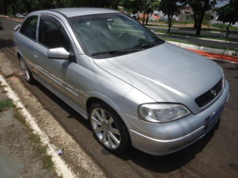 CHEVROLET Astra Hatch 1.8 GL, Foto 2