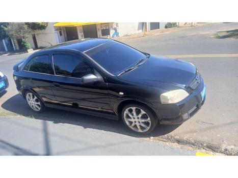 CHEVROLET Astra Hatch 2.0, Foto 2