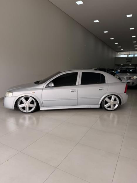 CHEVROLET Astra Hatch 2.0 4P CD, Foto 3