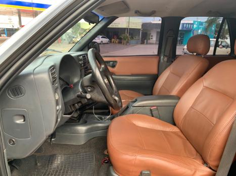 CHEVROLET Blazer 2.8 12V 4P 4X4 DLX TURBO DIESEL INTERCOOLER, Foto 4 CHEVROLET Blazer 2.8 12V 4P 4X4 DLX TURBO DIESEL INTERCOOLER, Foto 4