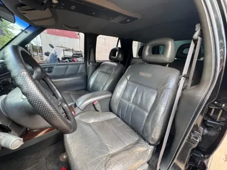 CHEVROLET Blazer 4.3 V6 12V 4P DLX EXECUTIVE AUTOM�TICO, Foto 10